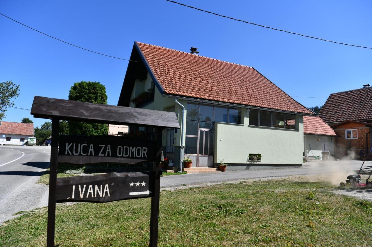 Ivana Saborsko Buitenkant foto